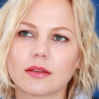 Adelaide Clemens Nua