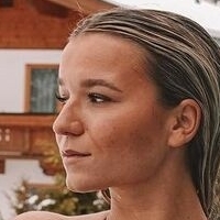 Alina Wachinger Nua
