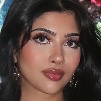 Aliza Shan Nua