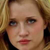 Alyson McKenzie Wells Nua