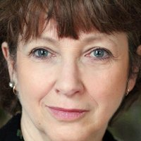 Alyson Spiro Nua
