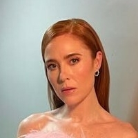 Angela Scanlon Nua
