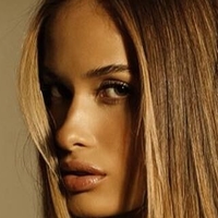 Anna Cangussu Nua