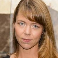 Anna Maxwell Martin Nua