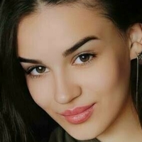 bella_rich Nua