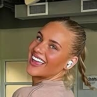 Beth Grotelueschen Nua