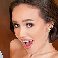 Christinasage1996 / addison.xo Nua