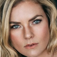 Cindy Busby Nua