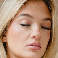 Claudia Conway Nua