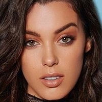 Denise Schaefer Nua