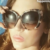 Ella Anastasiou Nua