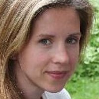 Emily Perkins Nua