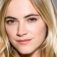 Emily Wickersham Nua