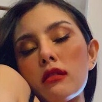 FanglyXO Nua