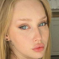 fetishmegan Nua