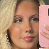 Freja Hillbom Nua