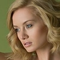 Gabriella Tóth Nua