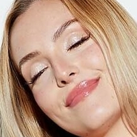 Grace Kinstler Nua