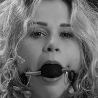 Helenas Luminance Nua