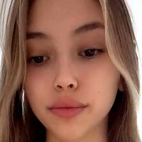 Karina_n Nua