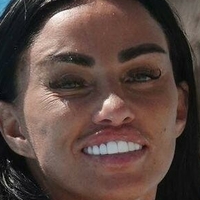 Katie Price Nua