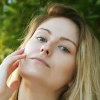 Katty Blonde Nua