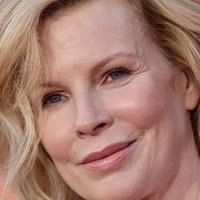 Kim Basinger Nua