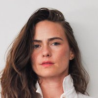 Lacy Phillips Nua