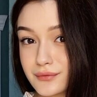 lana_bond Nua
