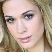 Lauren Elise Nua