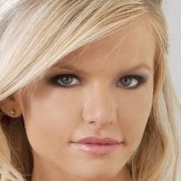 Lindsey Knight Nua