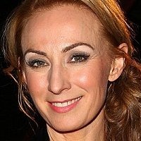 Lisa McCune Nua
