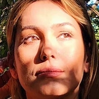 Lívia Andrade Nua