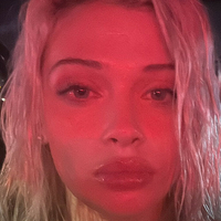 Lola Visage Nua