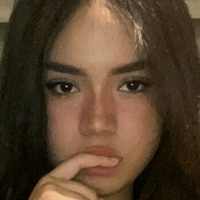 Loren Almanza Nua