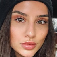 Lucy Watson Nua