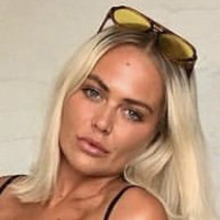 Magee_elle Nua