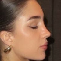 Makensie Henderson Nua