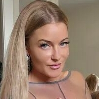 Marie Bombshell Nua