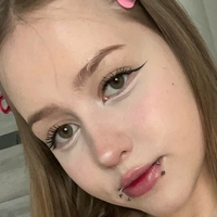Mia_Milkerss Nua
