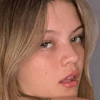miafosterxx Nua