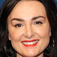 Mimi Fiedler Nua