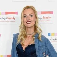 Miriam Hoeller Nua