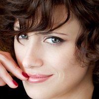 Mónica Antonópulos Nua
