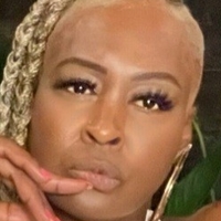 Monna White Nua