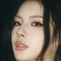 naiqiu000 Nua