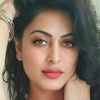 Nalinee Singh Nua