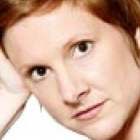 Nanette Bauer Nua