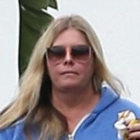 Nicole Eggert Nua