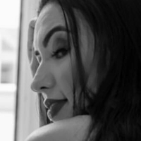 Pamela Libras Nua